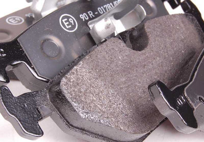 Juego de Pastillas de Freno con Sensor para BMW Serie 5 E39 (OEM 34212157591). Original BMW