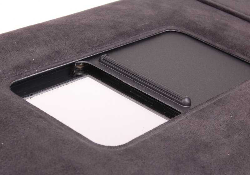 Visera parasol izquierda con luz de maquillaje OEM 51162693603 para BMW E39. Color negro. Pieza original BMW.