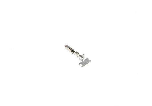 Terminal de conector eléctrico OEM 61131393704 para BMW E81 116d, 116i {modelos UA11, UA12, UA21, UB71, UB72, UB81, UB82, UK31, UK51, UK52}. Original BMW.