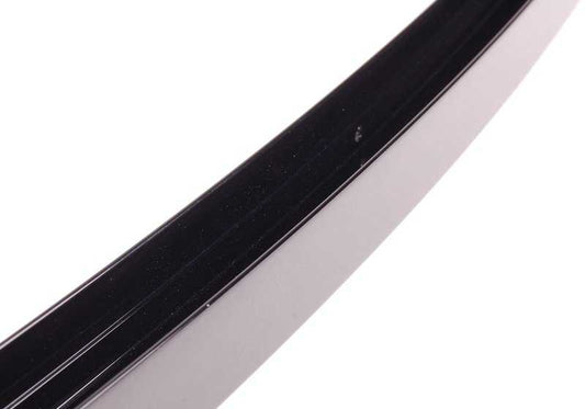 Embellecedor guía ventanilla derecha OEM 51357906914 para BMW Serie 3 {E90, E90N}. Original BMW.