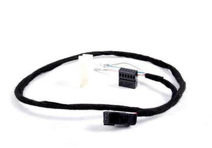Anschlusskabel für CD -Wechsler für BMW E39 (OEM 61120140718). Original BMW.