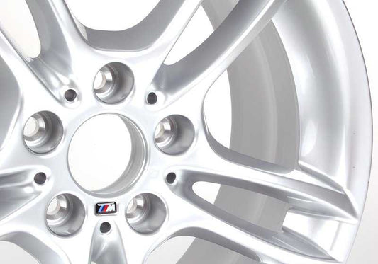 Roues en alliage d'origine OEM 36117891051 Double Radio 261 Design pour BMW E81, E82, E87, E88. BMW d'origine.