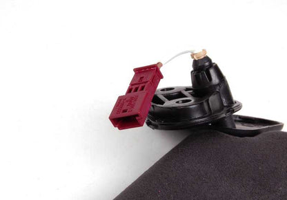 Visera parasol izquierda con luz de maquillaje OEM 51162693603 para BMW E39. Color negro. Pieza original BMW.