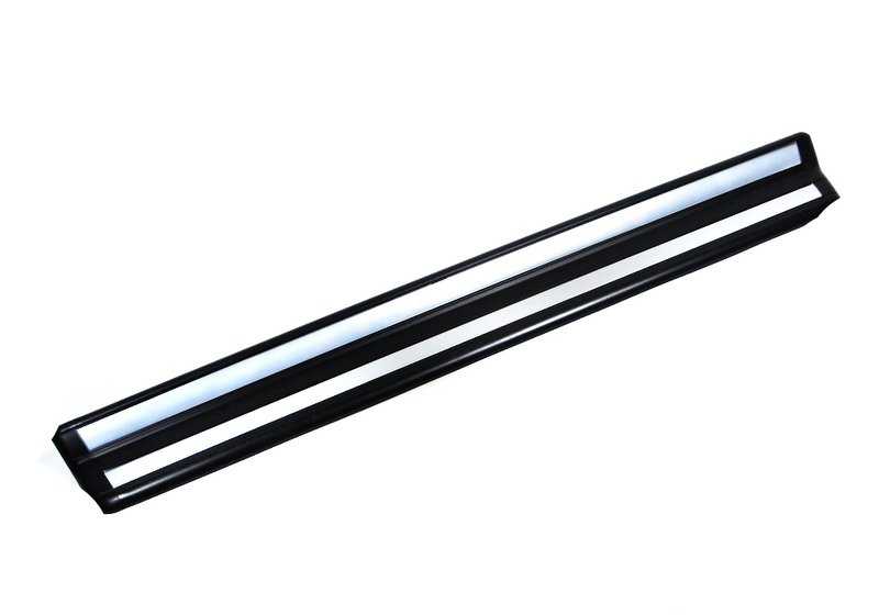 CHROME ANTERIORE DI EPPEGGIO CHROME 51478219185 per BMW E46 316I. BMW originale.