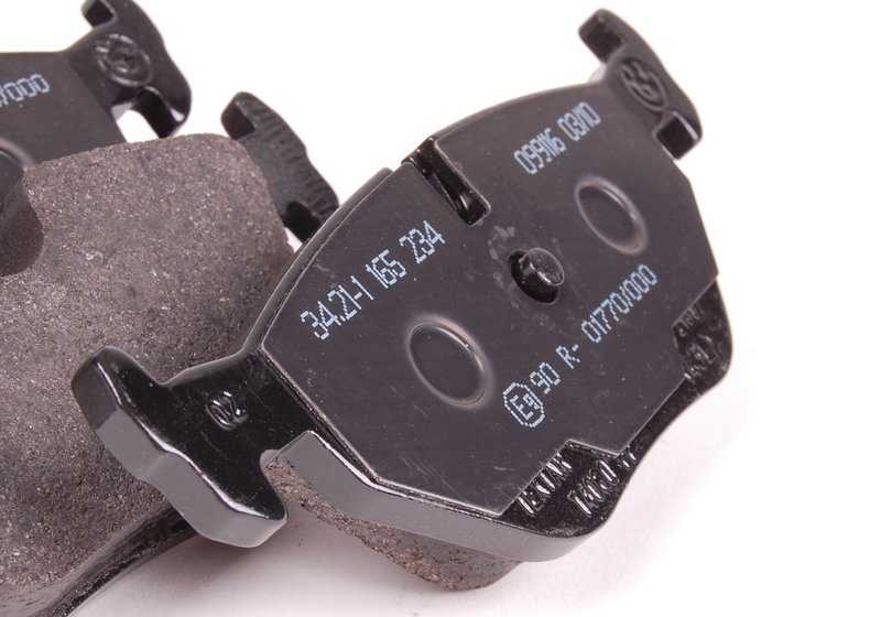 Bremspillen Set OEM 34212157617 für BMW 3 E36 -Serie. Originaler BMW Ersatz.