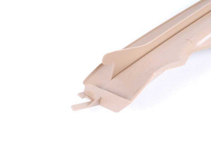 OMPEREO ECTORNO INTERNO OEM 51478227524 per BMW E46 (316i). Colore beige leggero. BMW originale.