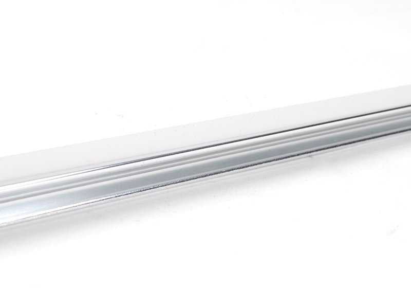 Moldura exterior delantera derecha OEM 51217890646 para BMW Serie 5 E39 (1995-2003). Original BMW.