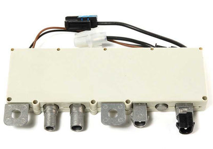 Amplificador de sonido OEM 65256906082 para BMW E39. Original BMW.