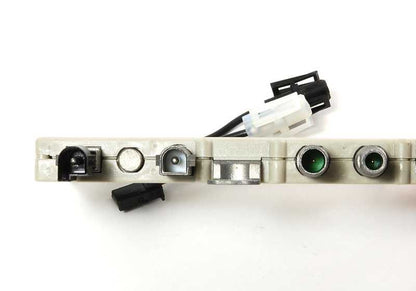 Amplificador de sonido OEM 65256906082 para BMW E39. Original BMW.