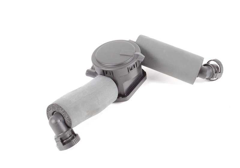 Conduzione di ventilazione con valvola regolatoria di pressione per BMW 5 E60 Series, E61, 6 E63, E64, 7 E65 Series, E66, X5 E53 (OEM 11617563476). BMW originale