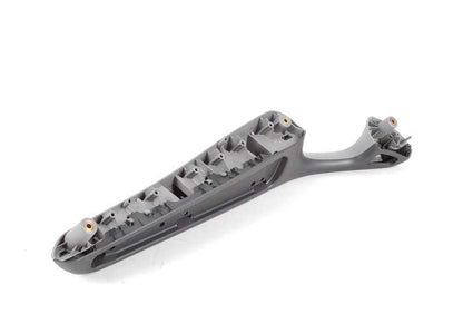 Reposabrazos delantero izquierdo gris OEM 51417049671 para BMW E46. Original BMW.