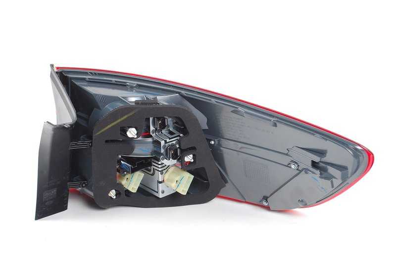 Piloto trasero izquierdo OEM 63217295003 para BMW E71 y E72. Luz trasera original montada en lateral de la aleta trasera izquierda. Original BMW.
