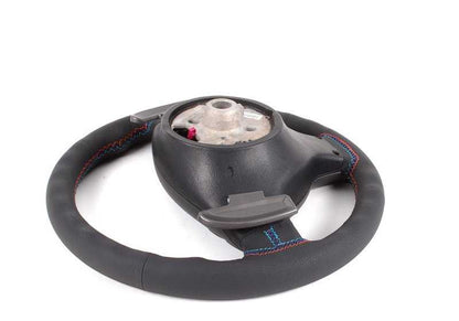 Volante de cuero M con airbag para cambio SMG OEM 32342282222 para BMW E46. Original BMW.
