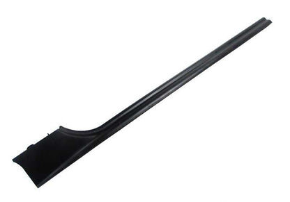 Embellecedor lateral izquierdo negro OEM 51478146953 para BMW E36 {316g, 316i, 318tds} (todos los modelos y variantes G11, G12, G21, S11, S12, S21, S22, CJ51). Original BMW.