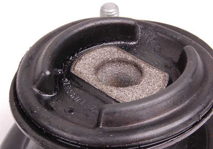 Cojinete soporte suspensión trasera OEM 33521093416 para BMW E39 {520d, 520i}. Original BMW.