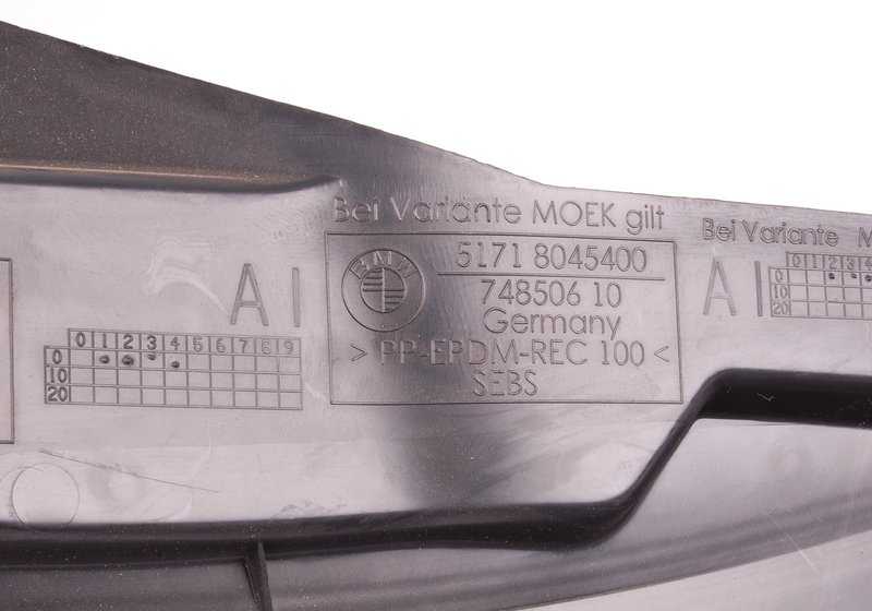 Lower Right Cover OEM 51718045400 for BMW E92 and E93 335i (with and without xDrive). Original BMW pieces.