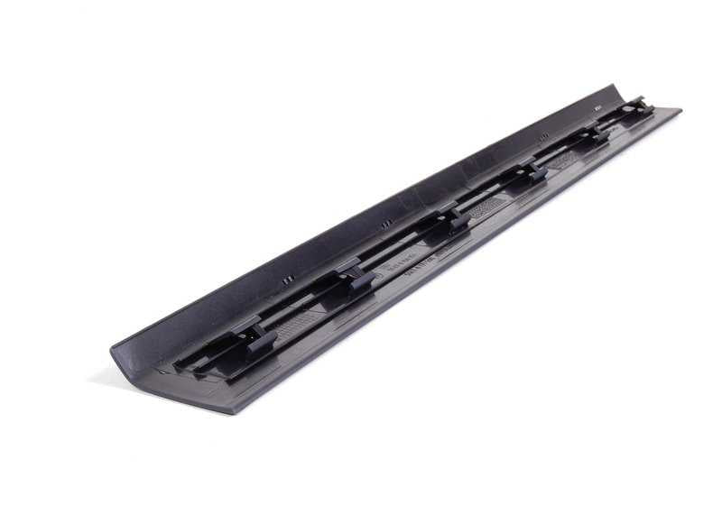Moldura de umbral de puerta delantera derecha OEM 51478174506 para BMW E38. Original BMW.