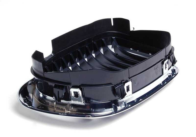 Chrom linker Ornament Grid 51138208685 für BMW 3 E46 -Serie (03/1998 - 08/2006). Original BMW.