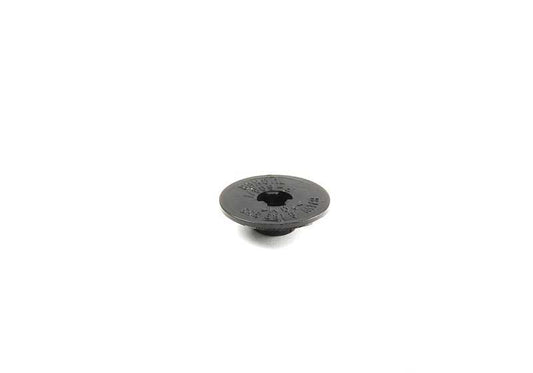 Separador plástico OEM 51478189959 para BMW E46, E39, E38, E85, E86. Compatible con varias molduras del maletero. Original BMW.