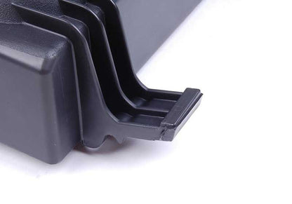 Tapa caja del filtro de aire izquierda OEM 64316913503 para BMW E60, E61, E63, E64. Original BMW.