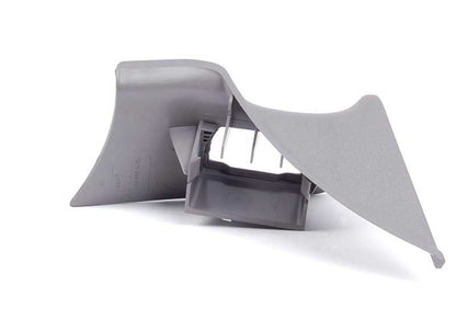 Embellateur droit OEM 72111944500 pour les modèles compatibles BMW 5 E34 Series {518i, 520i}. Pièce BMW originale.