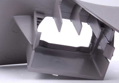 Embellateur droit OEM 72111944500 pour les modèles compatibles BMW 5 E34 Series {518i, 520i}. Pièce BMW originale.