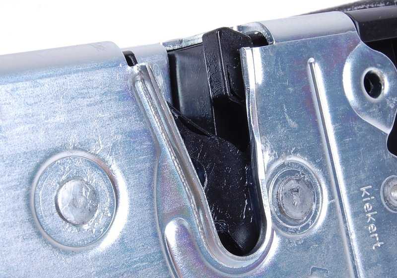 Cerradura de puerta derecha OEM 51215A36E84 para BMW X5 E70 (todos los modelos: 3.0d, 3.0sd, 3.0si, 4.8i, M, xDrive30d, xDrive35i, xDrive40d, xDrive40i, xDrive50i). Original BMW.