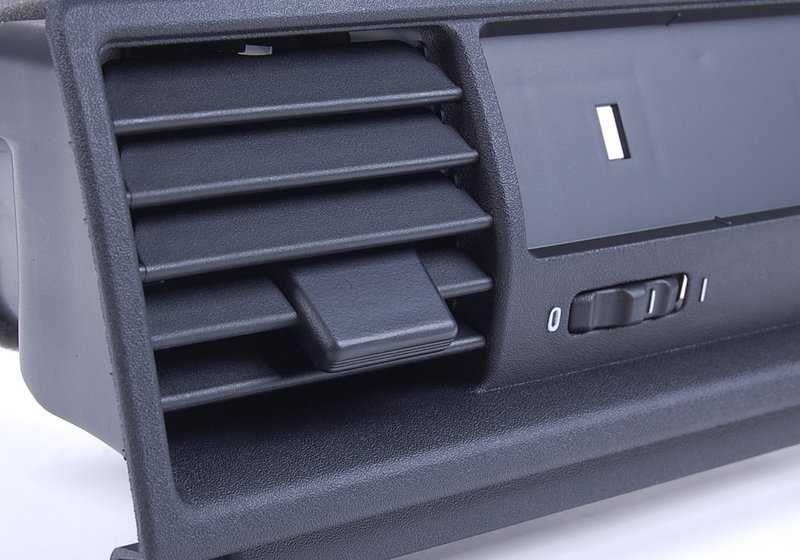 Rejilla embellecedora y tapa OEM 64228183040 para BMW E36. Original BMW.