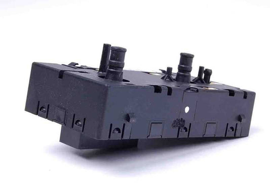 Chave de ajuste do banco dianteiro esquerdo para BMW E39, E38 (OEM 61318373741). BMW original