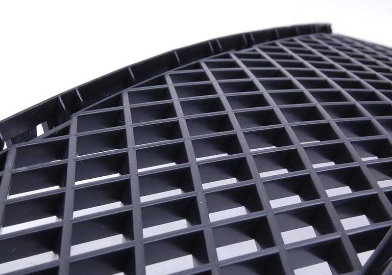 Rejilla central delantera OEM 51117135573 para BMW Serie 7 E65 y E66. Compatible con modelos 730d, 730i, 740i, 745d, 750i, 760i (2003–2008). Original BMW.