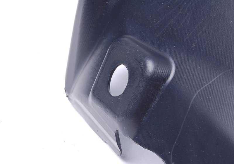 Protector paso de rueda delantero derecho OEM 51717207650 para BMW E82. Original BMW.