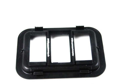Embellecedor de interruptor trasero OEM 51168407211 para BMW E36 y Z3. Original BMW.