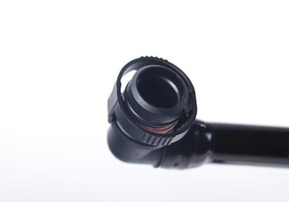 Tubería de ventilación del filtro de polvo OEM 16136762595 para BMW E63, E64. Original BMW.