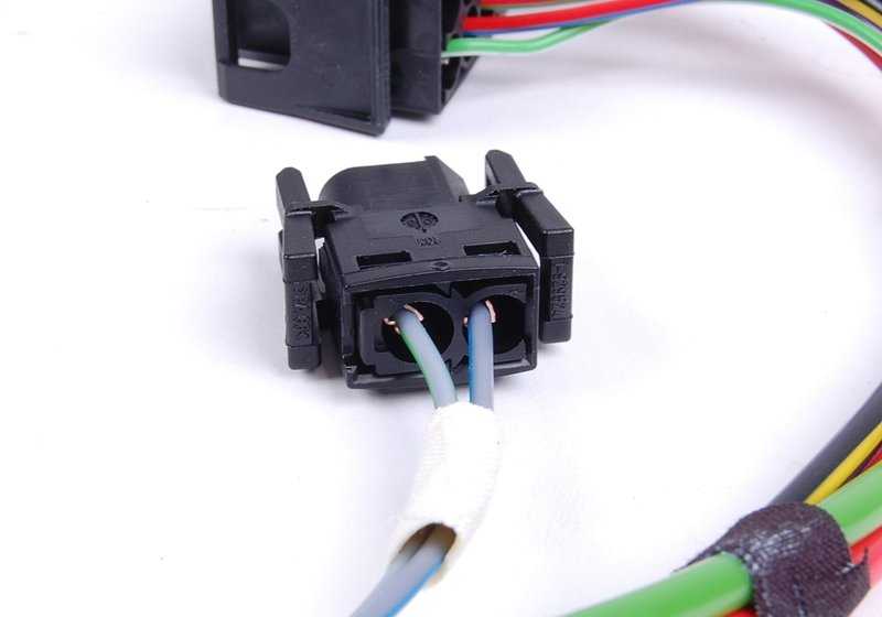 Interruptor de arranque OEM 61321384831 para BMW E34, E32. Recambio original BMW.