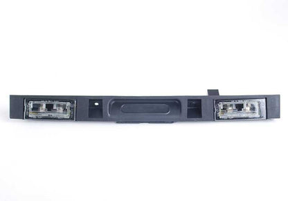 Guida al cancello posteriore con pulsante per BMW X3 E83, E83N (OEM 51133403611). BMW originale.