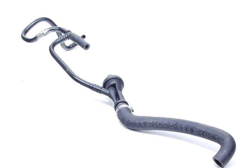 Tubo de admisión con bomba de vacío OEM 13531435603 para BMW E38. Original BMW.