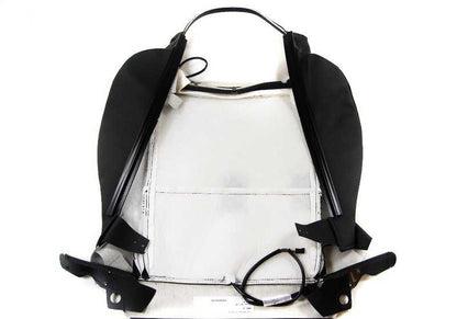 Schwarzer synthetischer Ledersitz OEM 52108099182 für BMW E46. Kompatibel mit Vordersportsitzen. Originaler BMW Ersatz.