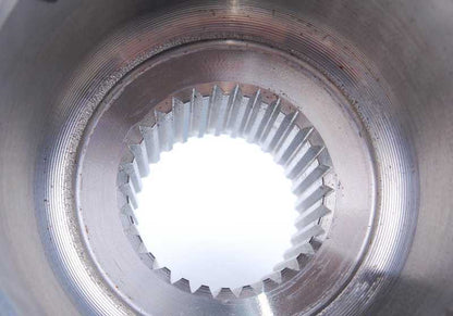 Brida de transmisión OEM 33411095417 para BMW E83, E53. Original BMW.