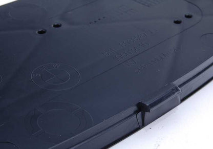 Rejilla cerrada izquierda OEM 51118038287 para BMW X5 E70 (modelos: 3.0d, 3.0sd, 3.0si, xDrive30d, xDrive35i). Pieza original BMW. Ideal para reemplazo en paragolpes delantero lado conductor.