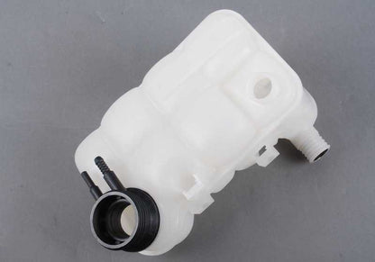 Depósito de expansión OEM 17111712641 para BMW E30 y Z3. Compatible con modelos 320i con motor M20 (manual y automático). Original BMW.