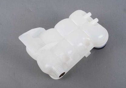 Depósito de expansión OEM 17111712641 para BMW E30 y Z3. Compatible con modelos 320i con motor M20 (manual y automático). Original BMW.