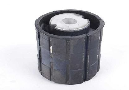 Rear Silentblock OEM 33176770825 for BMW E60, E60N, E61, E61N, E63, E63N, E64, E64N. Original BMW piece for rear axle support.