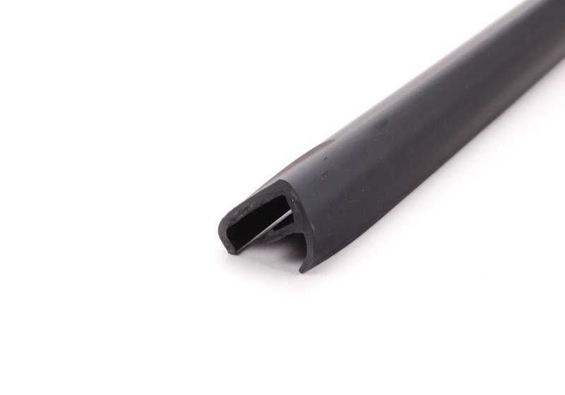 Cubierta derecha para BMW E30 (OEM 51311967338). Original BMW