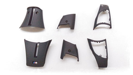 Conjunto de rádio coberto 32348037158 para BMW Z4 E85 e E86 (2.5SI e 3.0SI, Manual and Automatic, 2006–2008). BMW original.