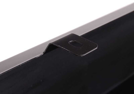 OEM -Luftaufnahme 51711925152 für BMW E24. Es führt die Luft zum Kühlsystem. Original BMW Stück.