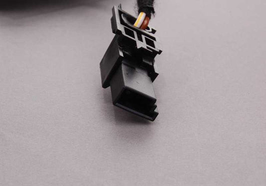 Elemento calefactable para soporte de muslo OEM 64117138803 para BMW E81, E82, E87, E88, E90, E91, E92, E84. Original BMW.