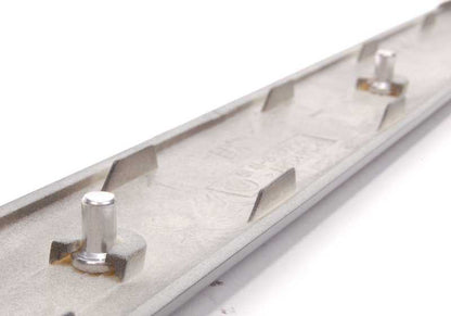 Listón decorativo puerta trasera derecha para BMW E46 (OEM 51427120700). Original BMW.