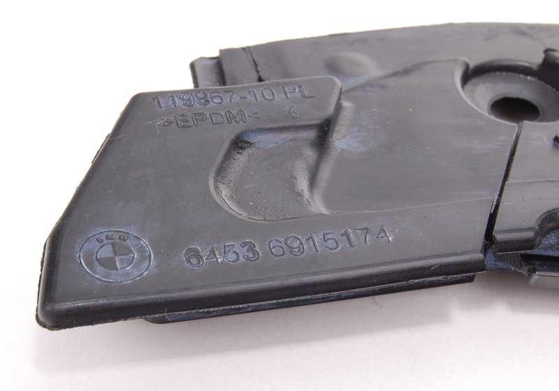 Casquillo para tuberías del aire acondicionado OEM 64536915174 para BMW E60, E61, E63, E64. Original BMW.