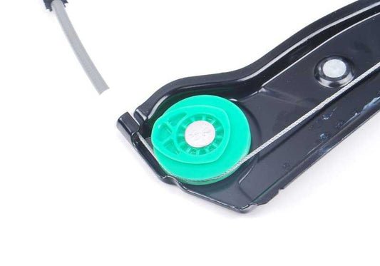 Alzacristales eléctrico delantero izquierdo OEM 51337138465 para BMW Serie 1 E87, E87 LCI. Original BMW.