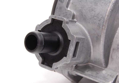 Bomba de vácuo para BMW Série 1 E87, Série 3 E90, E91, Série 5 E60, E61, Série 6 E63, E64, Série 7 E65, E66, Z4 E85, E86 (OEM 11667519457). BMW originais.